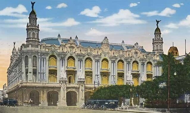 Centro Gallego de La Habana en una tarjeta postal de la época.