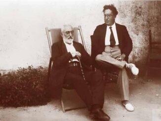 Eduardo Ortega y Gasset (derecha) con Miguel de Unamuno (1864-1936) en Hendaya, Francia, 1925.