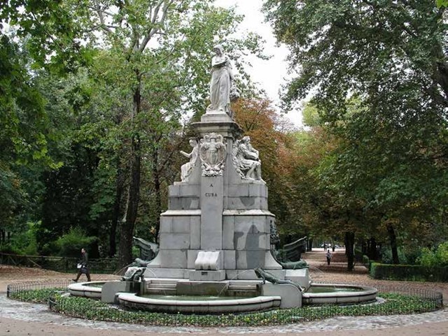 Monumento a Cuba en el parque de El Retiro, Madrid.
