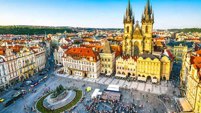 Plaza de la Ciudad Vieja, en Praga.